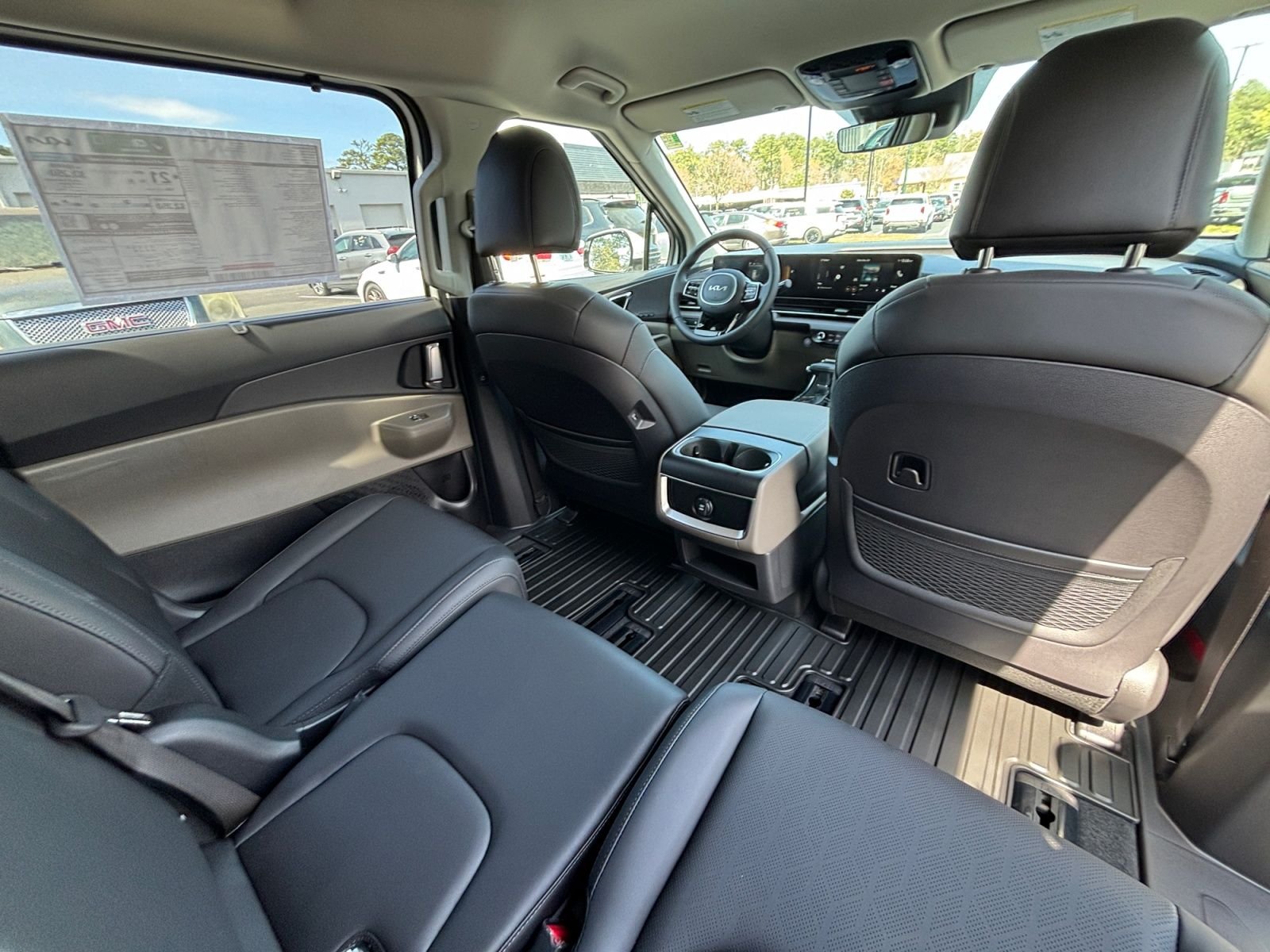 New 2026 Snow White Pearl Kia EX image 19