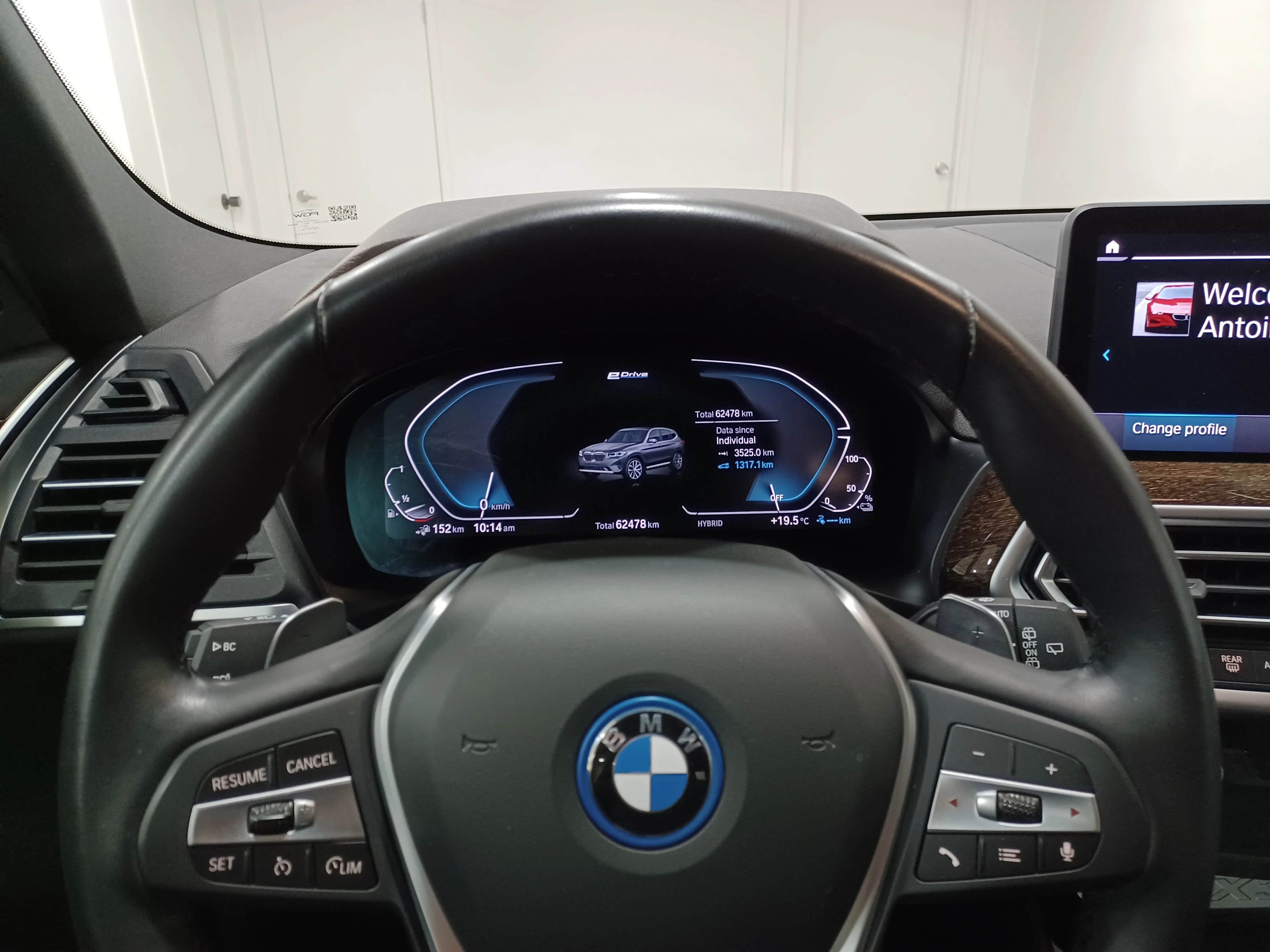 Certified Used 2023 Black Sapphire Metallic BMW xDrive30e Plug-In Hybrid*Nav | Htd Leather | Htd Steering Wheel | Rain Sense Wipers image 13
