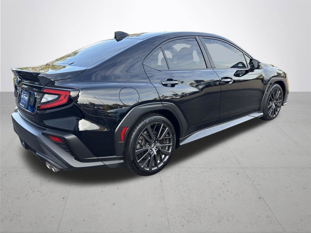 Used 2023 Crystal Black Silica Subaru Limited image 7