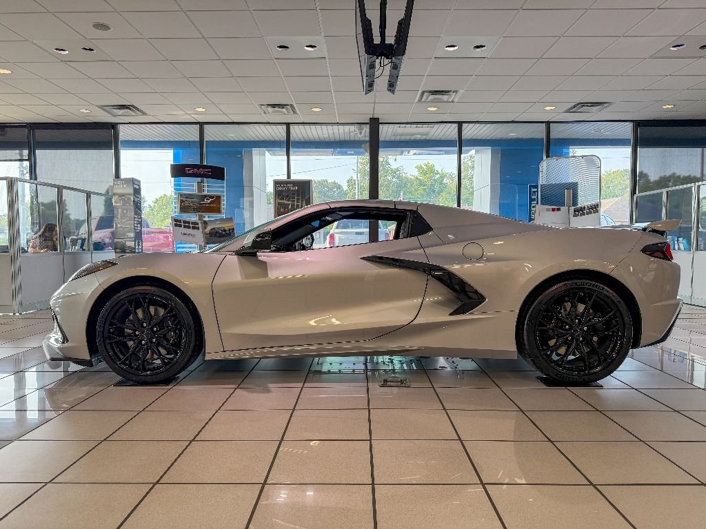 2026 Chevrolet Corvette 2LT - Photo 8