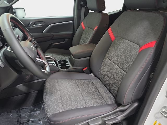 Used 2024 White Chevrolet Z71 image 13