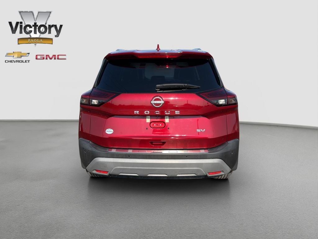 Used 2022 Red Nissan SV FWD image 5