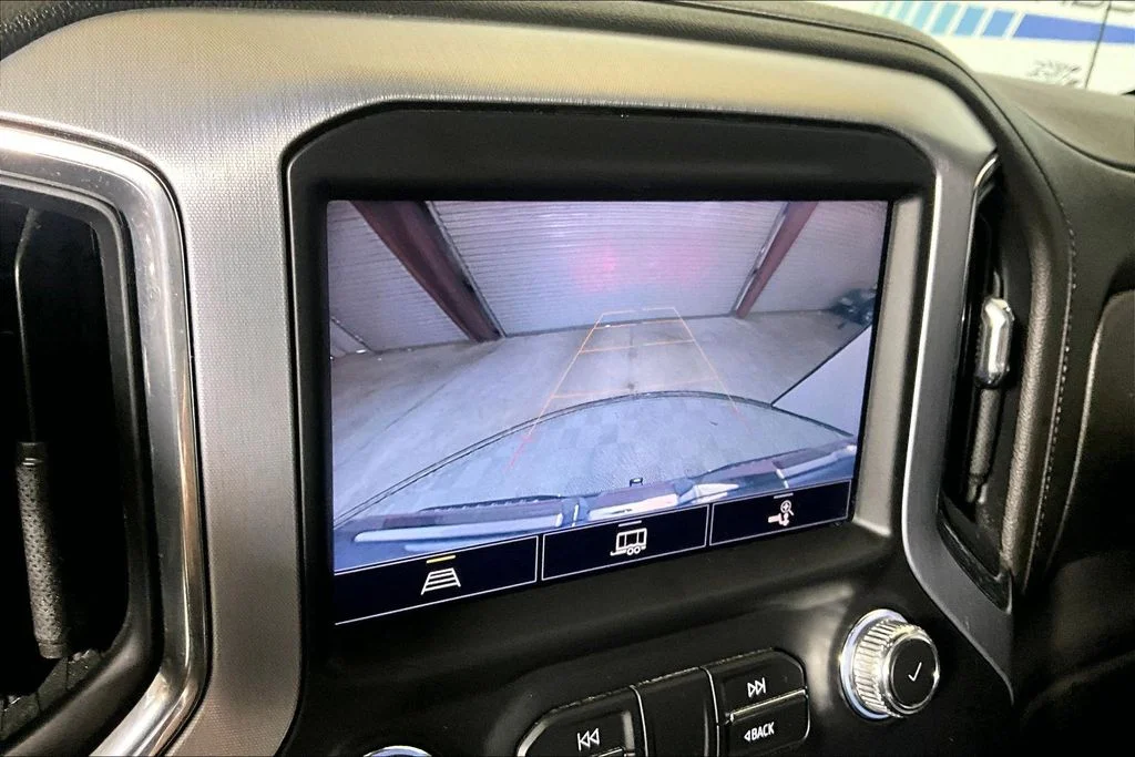 Certified Used 2022 Onyx Black GMC SLT image 17