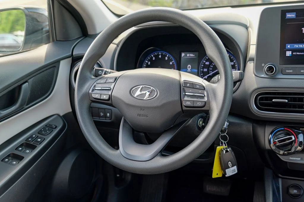 Used 2023 Abyss Black Pearl Hyundai SE image 40