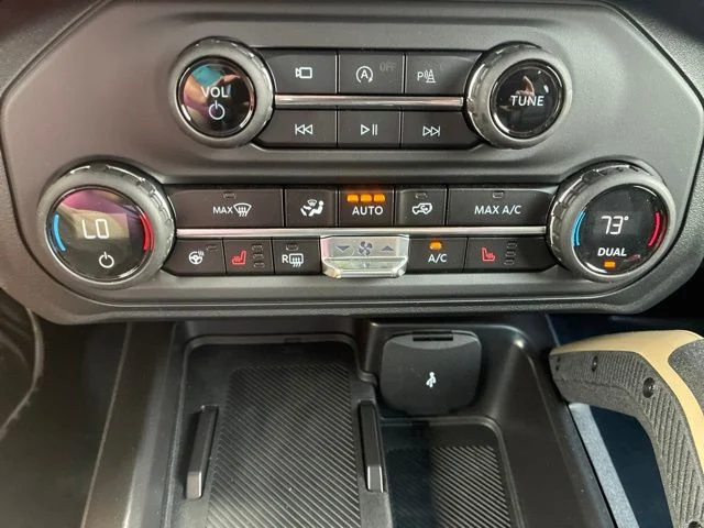 New 2026 Desert Sand Ford Badlands® image 39