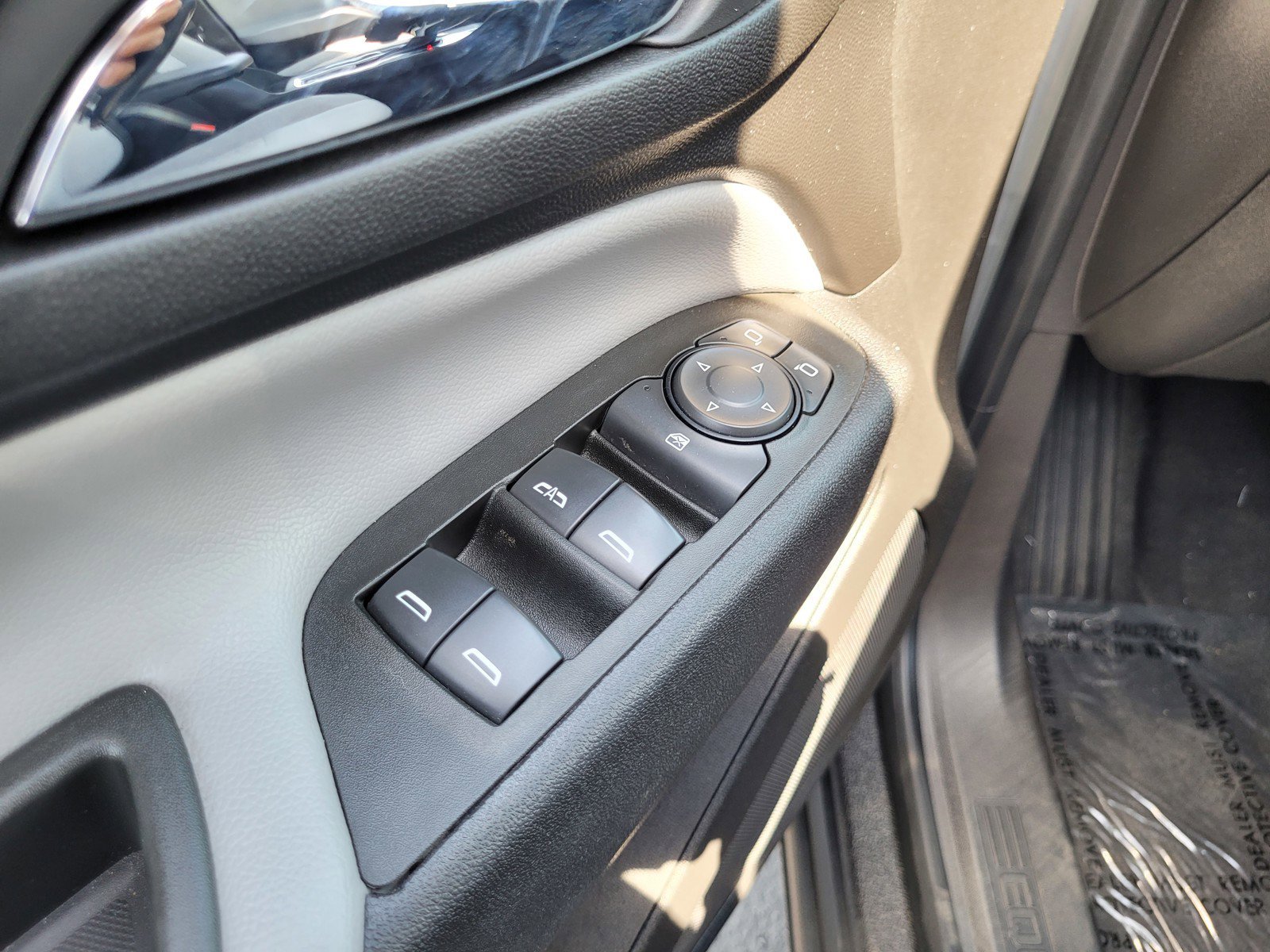 2022 Chevrolet Equinox LT - Photo 26