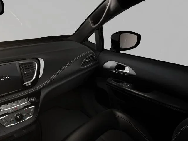 New 2026 Diamond Black Crystal Pearl-Coat Exterior Paint Chrysler Select image 19