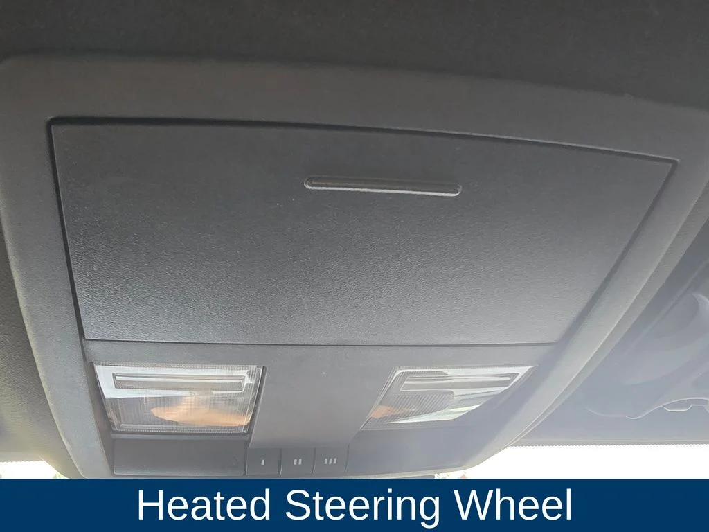 Used 2020 Gray Dodge SXT image 27