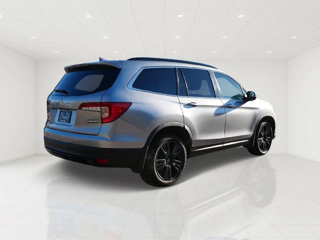 Certified Used 2021 Silver Honda Special Edition image 6