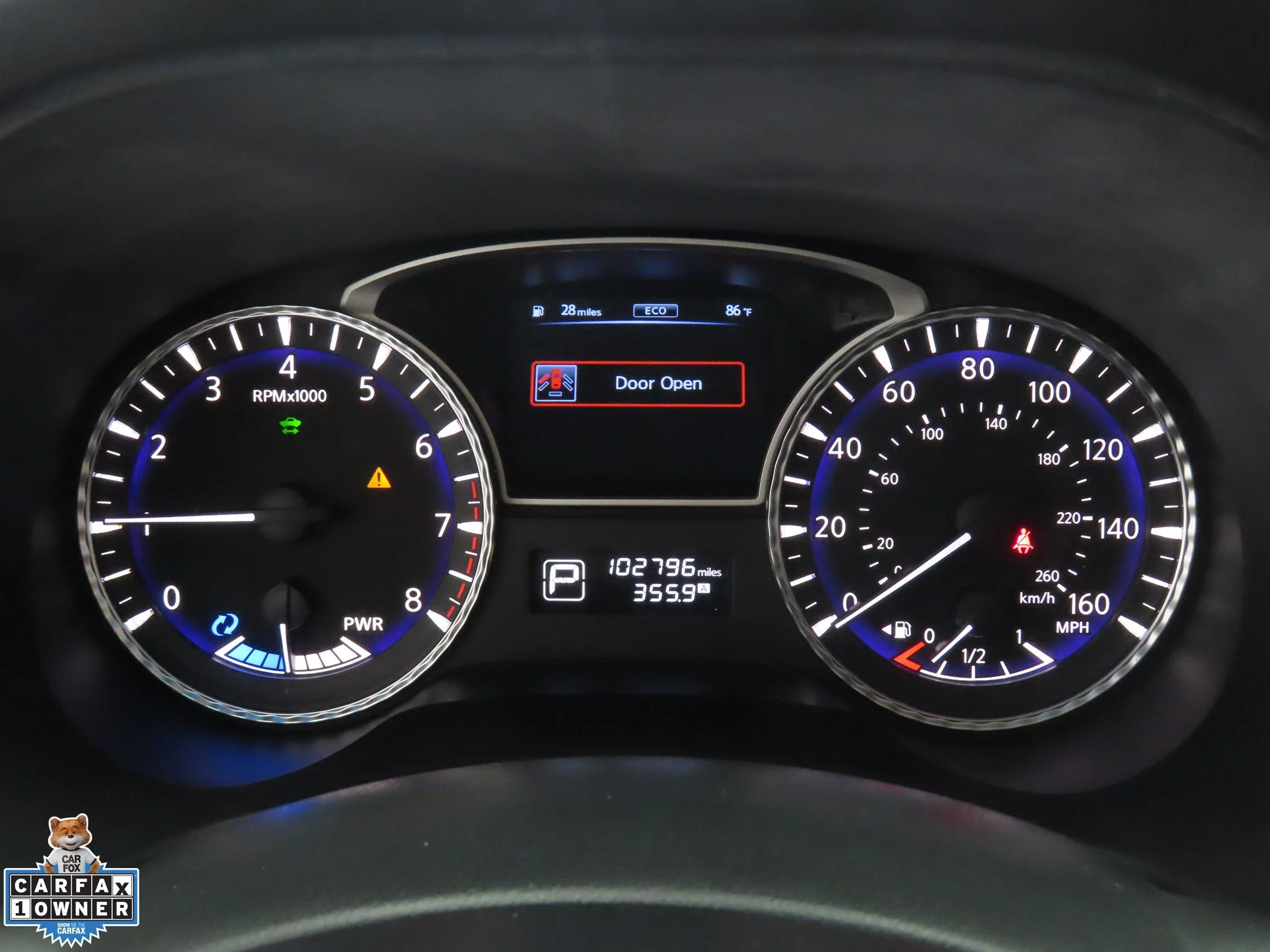 Used 2014 Black INFINITI Base image 12