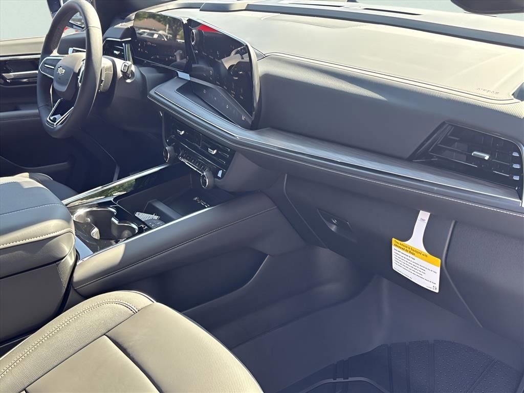 New 2025 Black Chevrolet Premier image 13