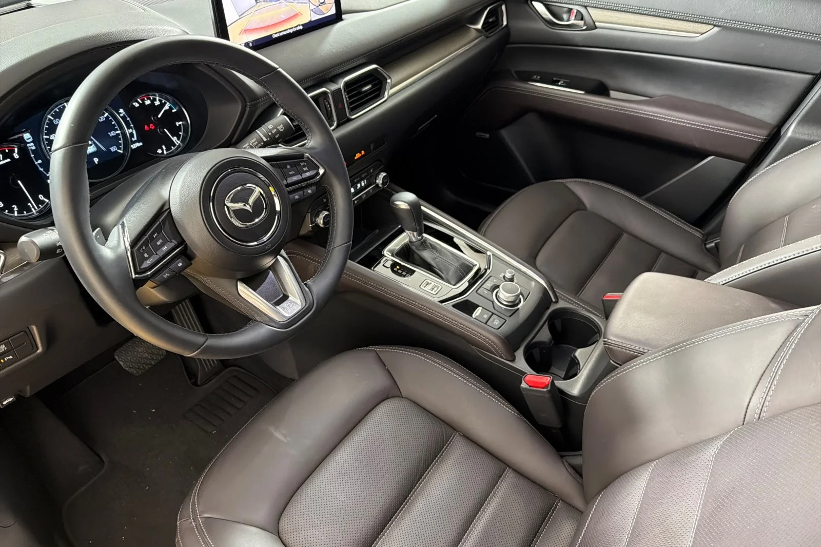 Used 2024 MACHINE GRAY Mazda 2.5 Turbo Signature AWD image 9