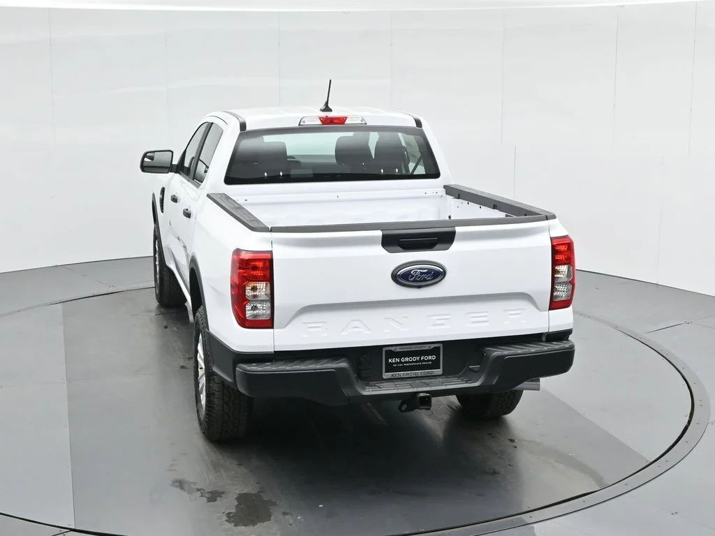 New 2025 White Ford XL image 38