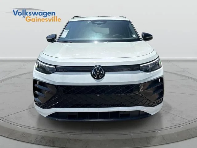 New 2026 Opal White Pearl Volkswagen SE R-Line Black image 9