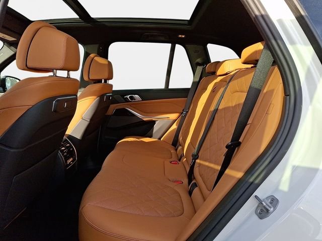 New 2026 Alpine White BMW xDrive50e image 9