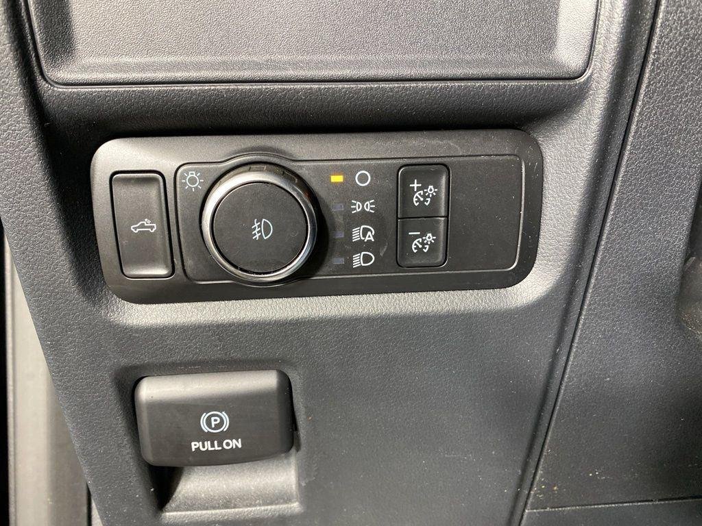 Used 2021 Agate Black Metallic Ford XL image 11