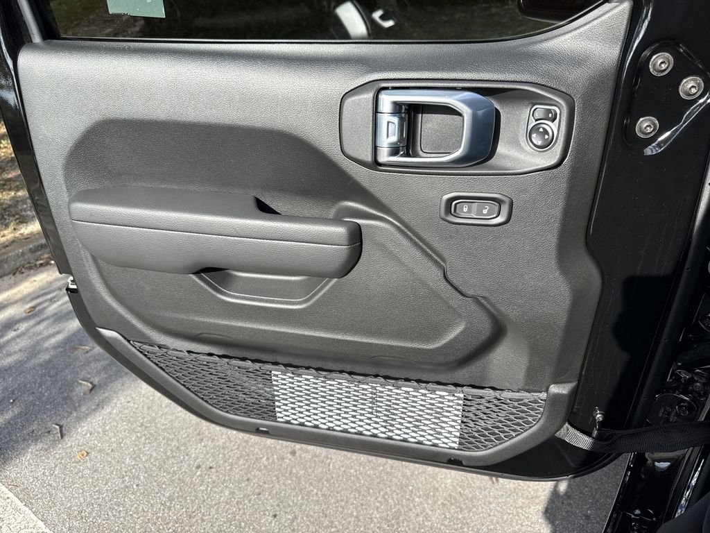 New 2026 Black Clearcoat Jeep Sport S image 17