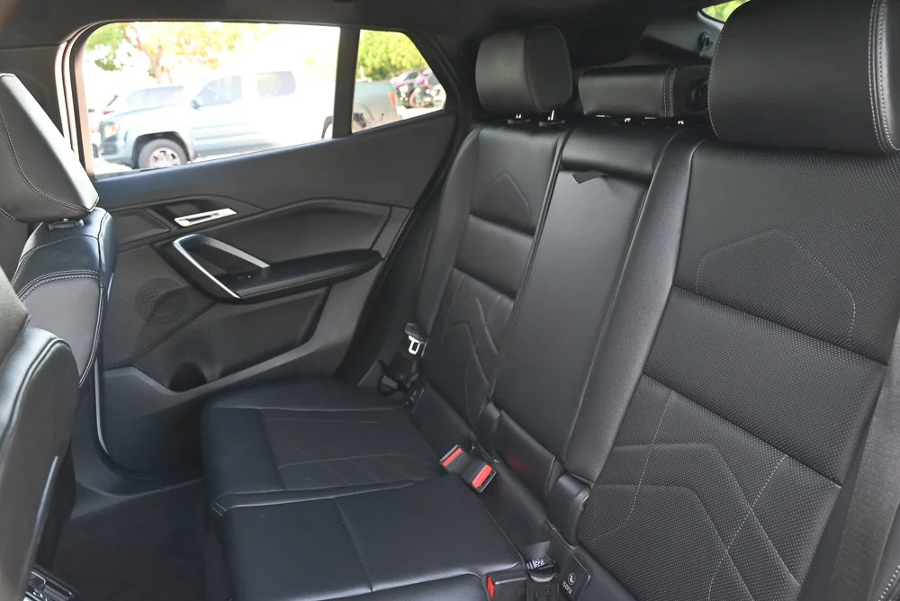 Used 2025 White BMW xDrive28i image 18