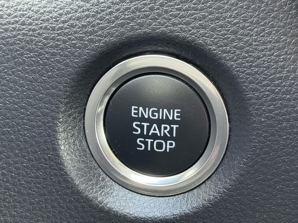 Certified Used 2025  Toyota LE image 9
