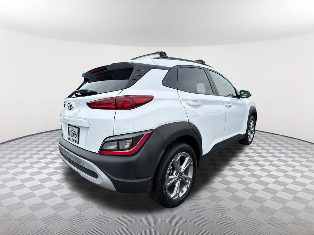 Used 2023 White Hyundai SEL image 5