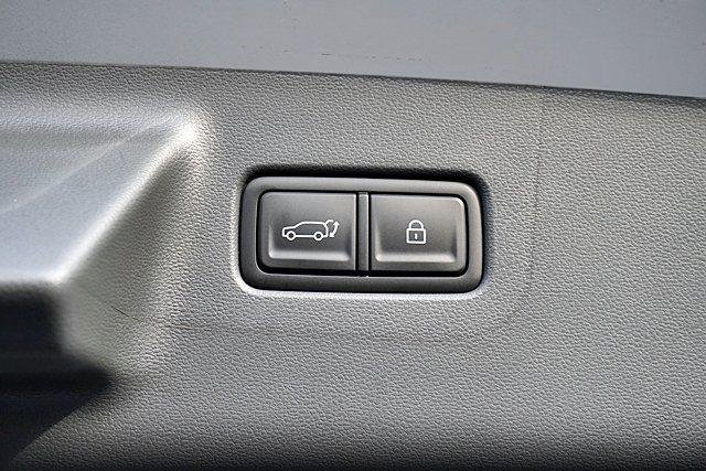 2026 Hyundai Santa Fe SE - Photo 18