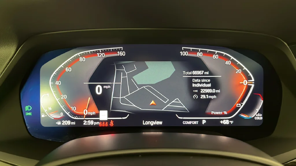 Used 2021 White BMW xDrive40i image 22