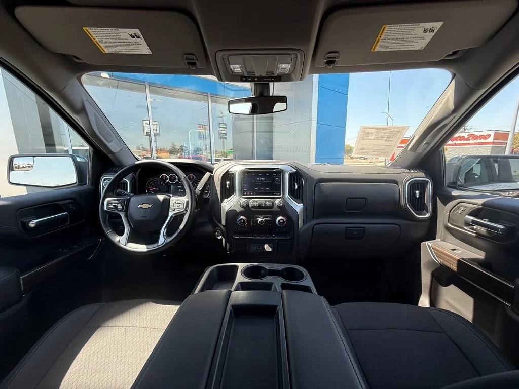 Used 2020 SUMMIT WHITE Chevrolet LT image 18