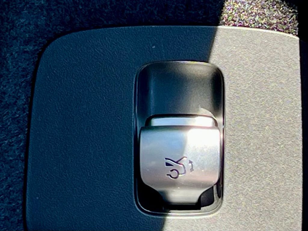 Certified Used 2026  Mercedes-Benz E 350 image 38