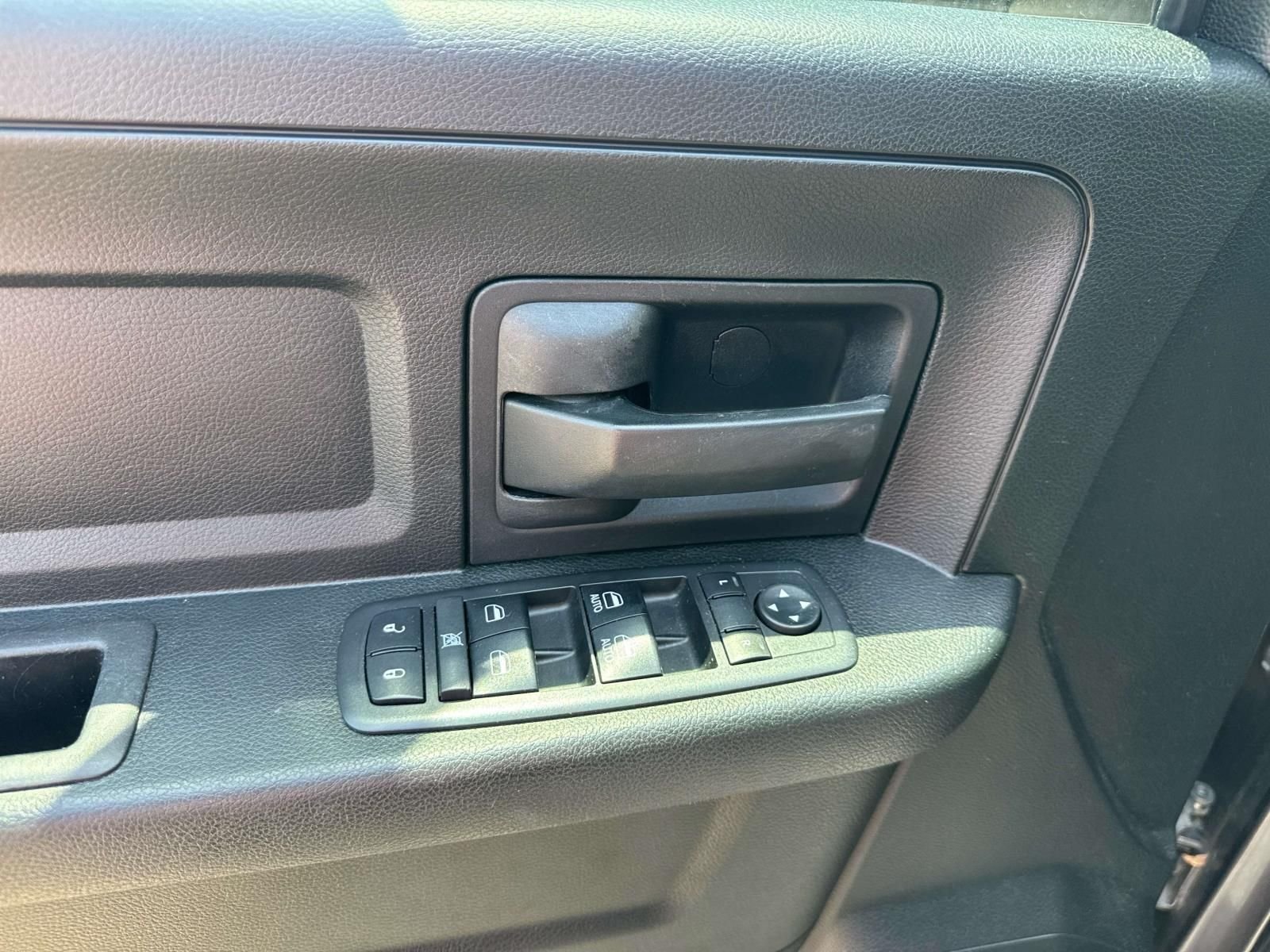 Used 2018 Gray Ram Express image 21