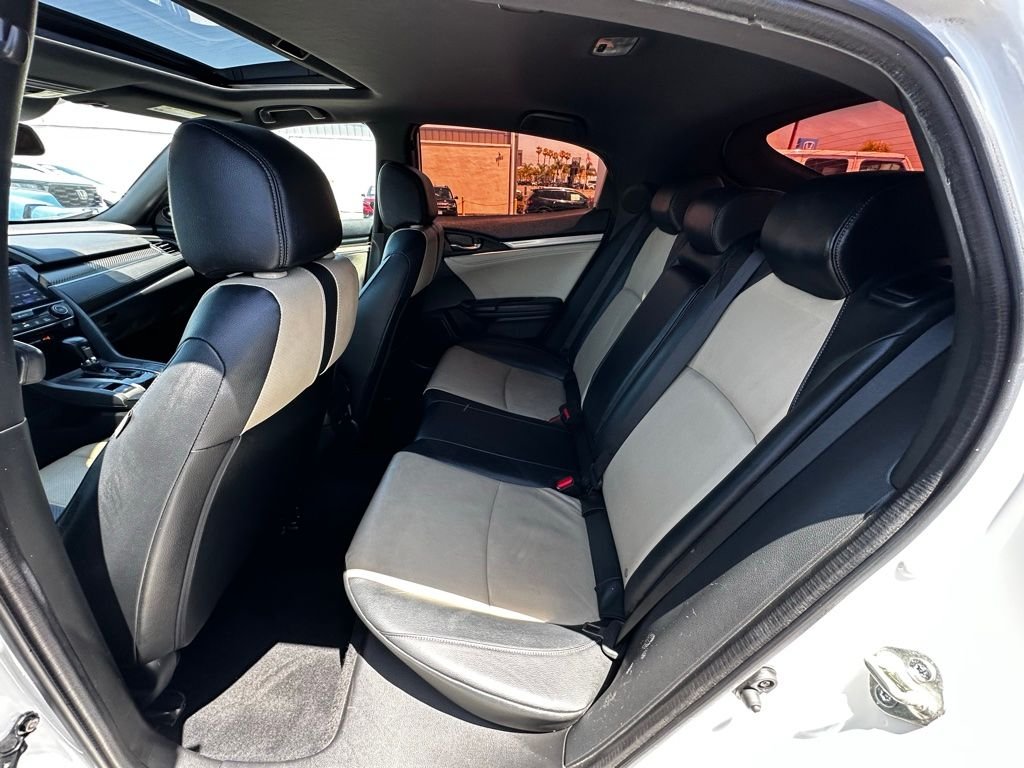 Used 2018  Honda Sport Touring image 21