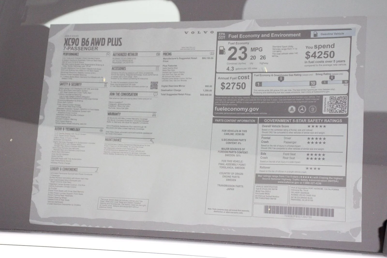 New 2025 White Volvo B6 Plus 7-Seater image 18