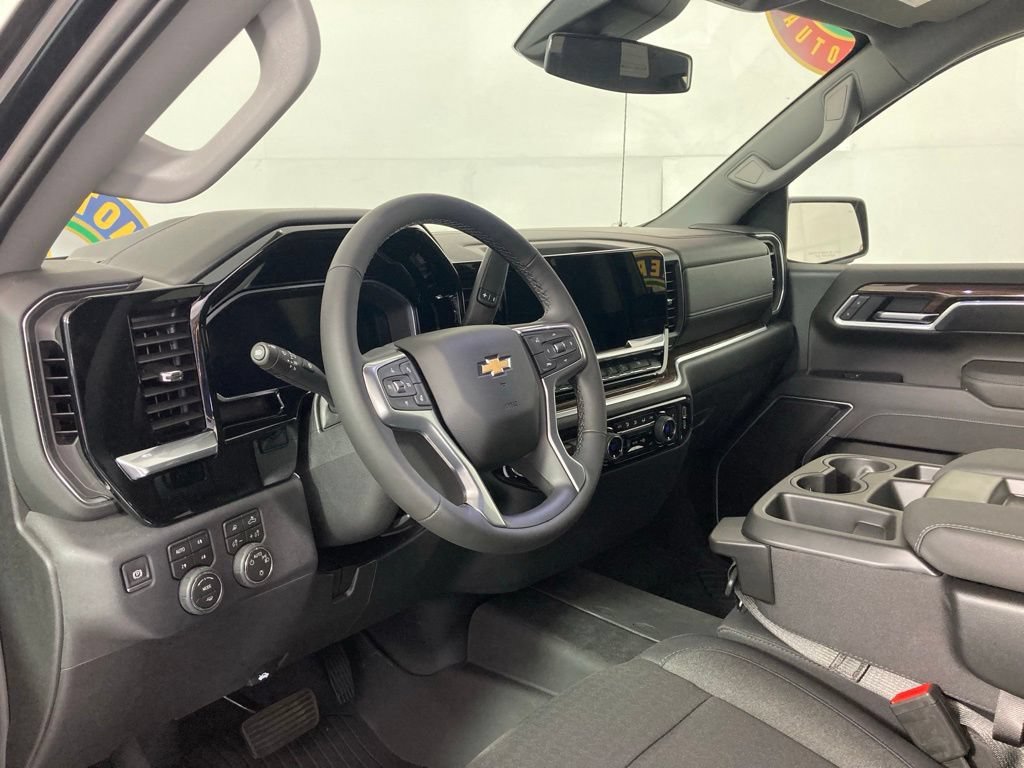 2026 Chevrolet Silverado 1500 LT - Photo 11