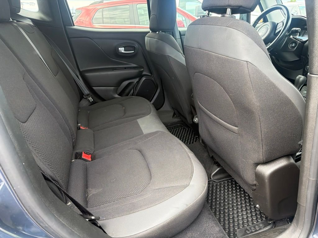 Used 2020 Blue Jeep Latitude image 24