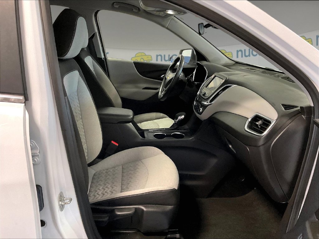Used 2024 Summit White Chevrolet LT image 11
