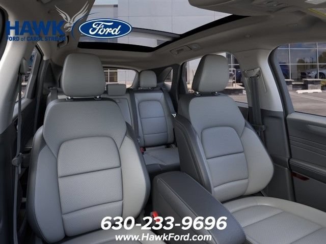 New 2025 Star White Metallic Tri-coat Ford Plug-in Hybrid image 10