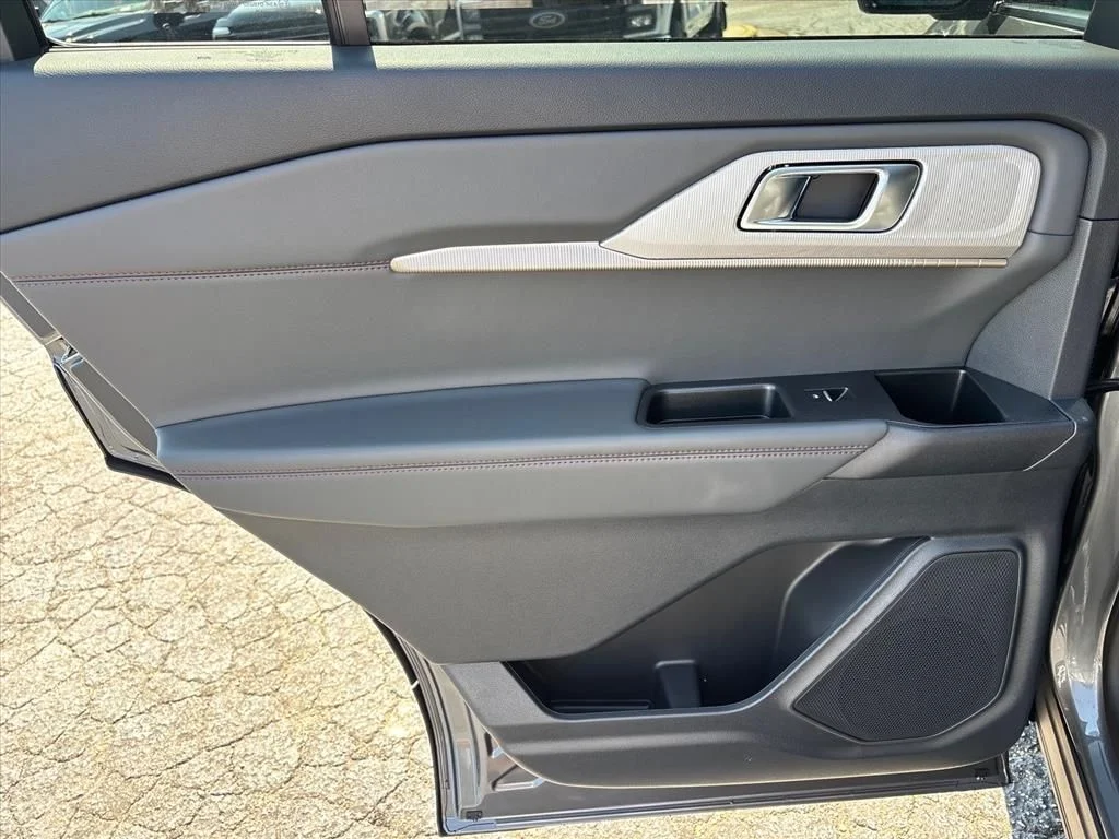 New 2026 Carbonized Gray Metallic Ford Active image 17