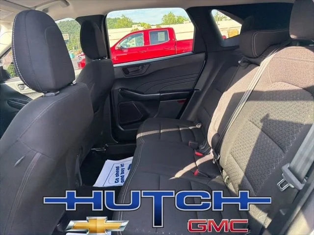 Used 2025 Silver Ford Active image 18