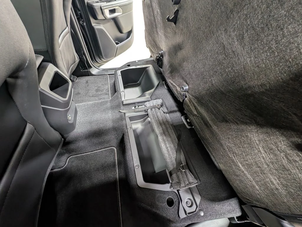 New 2026 Carbonized Gray Metallic Ford Lariat® image 18