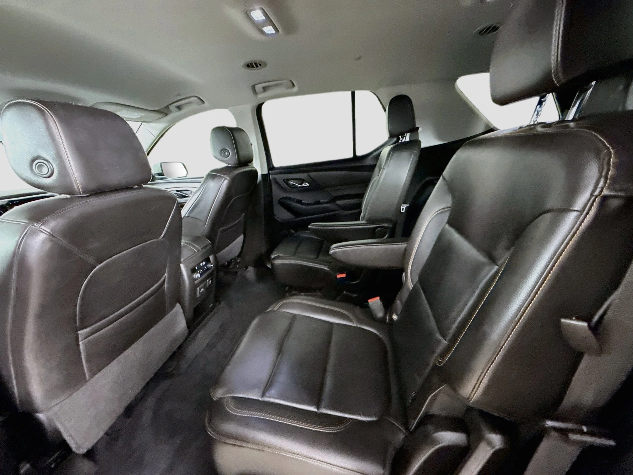 Used 2021 SILVER ICE METALLIC Chevrolet LT Leather image 26