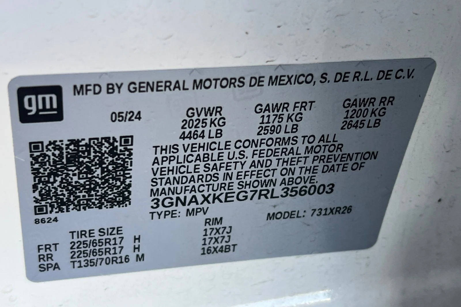 Used 2024 White Chevrolet LT image 28