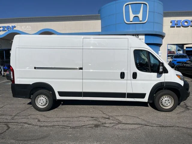 Used 2025 White Ram High Roof image 11
