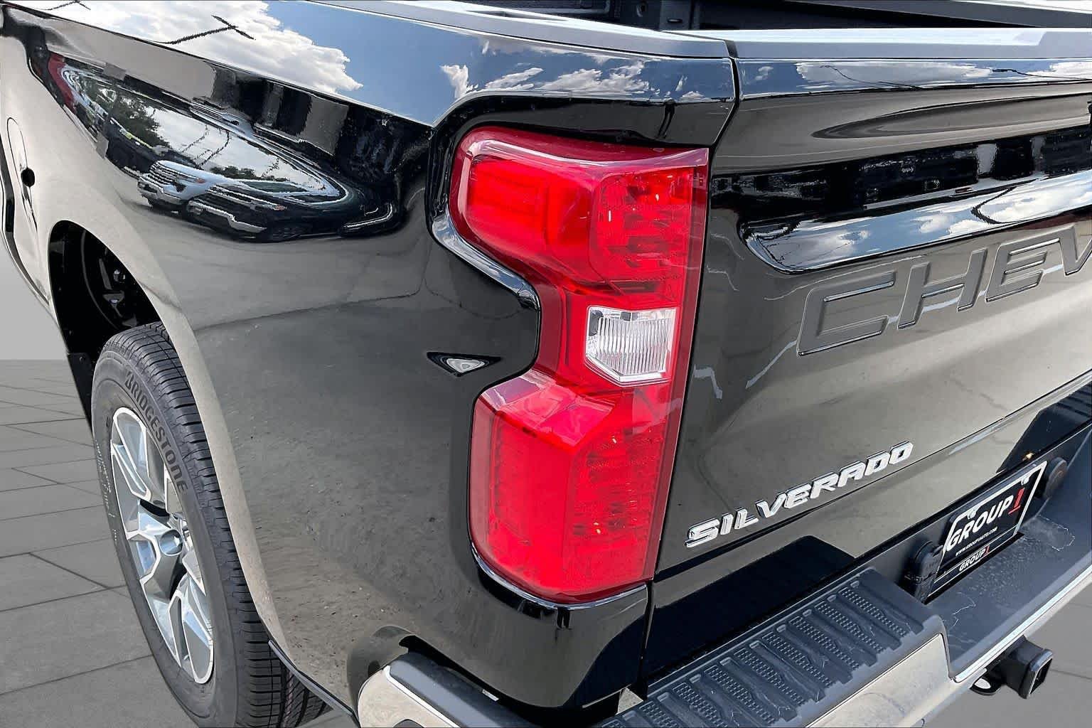 2026 Chevrolet Silverado 1500 LT - Photo 14