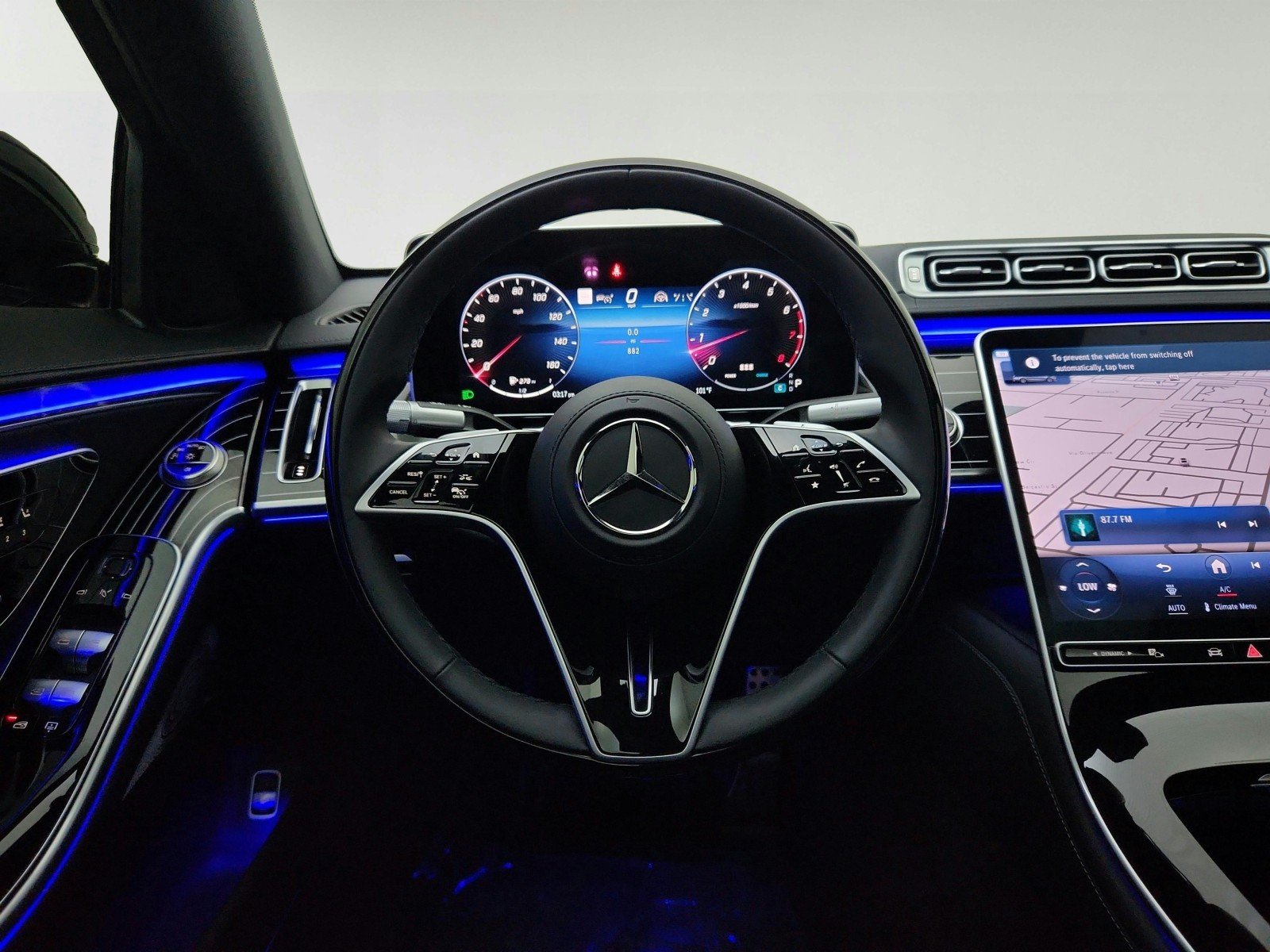 Used 2026 Obsidian Black Metallic Mercedes-Benz S 580 image 27