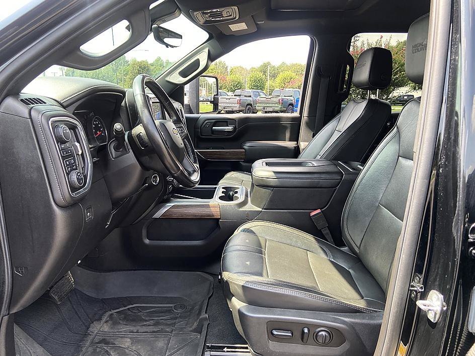 Used 2021 Black Chevrolet High Country image 12
