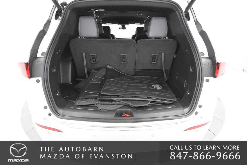 Used 2022 Summit White Buick Essence image 35