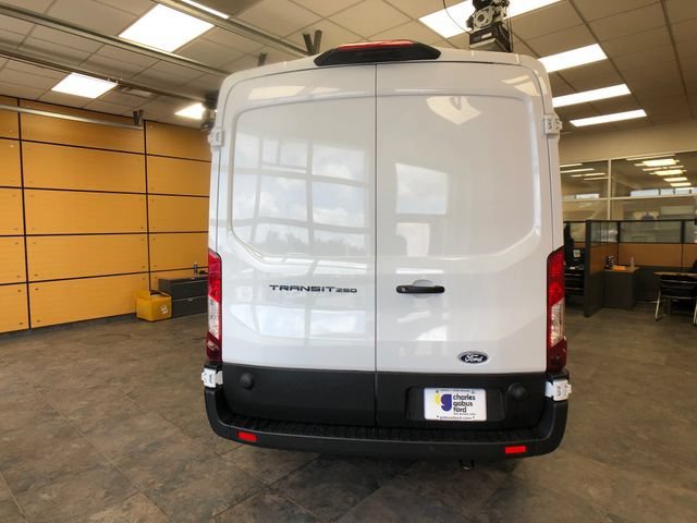 New 2026 Oxford White Ford T250 image 6