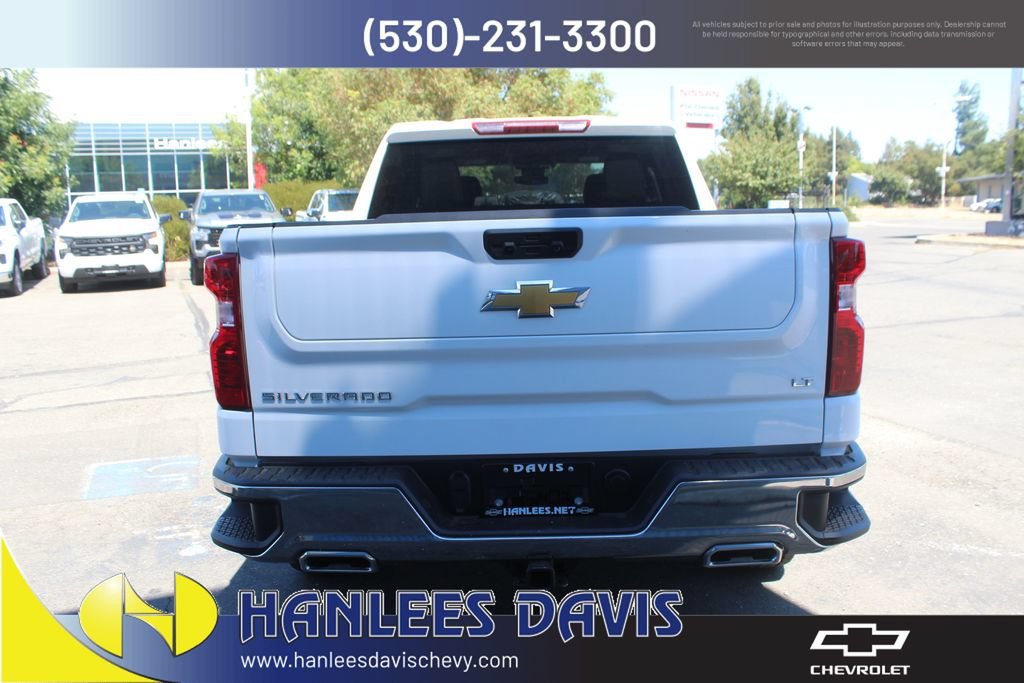 New 2026 Summit White Chevrolet LT image 8