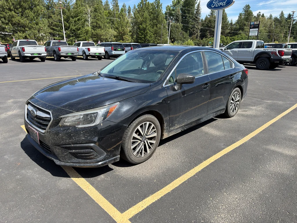 Used 2019 Crystal Black Silica Subaru 2.5i, AUTOMATIC, AWD!!! image 1