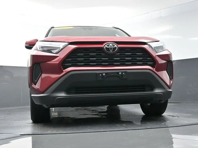 Used 2025 Red Toyota XLE image 32