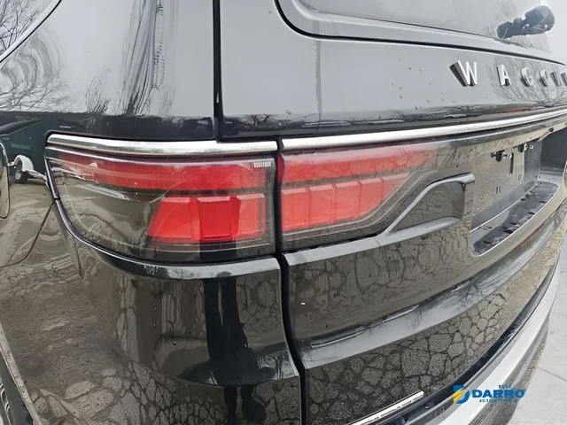 Used 2022 Black Jeep Series III image 25
